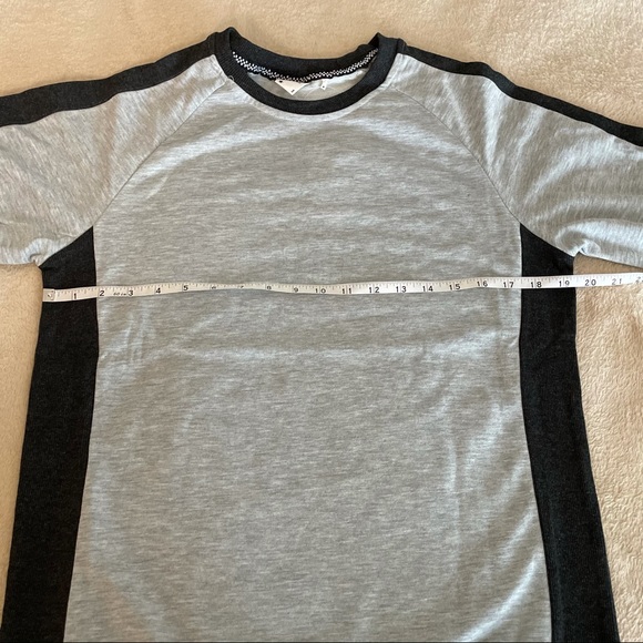 Retreat LA Color-block Crewneck Sweater - Size S - Picture 7 of 12